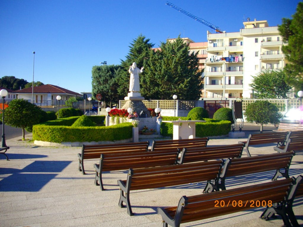 Gioia del Colle, Piazzetta Padre Pio by Gianluca Di Giuseppe