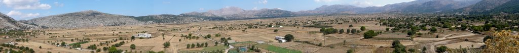 Lasithi plateau, panorama view from east side by fvnh