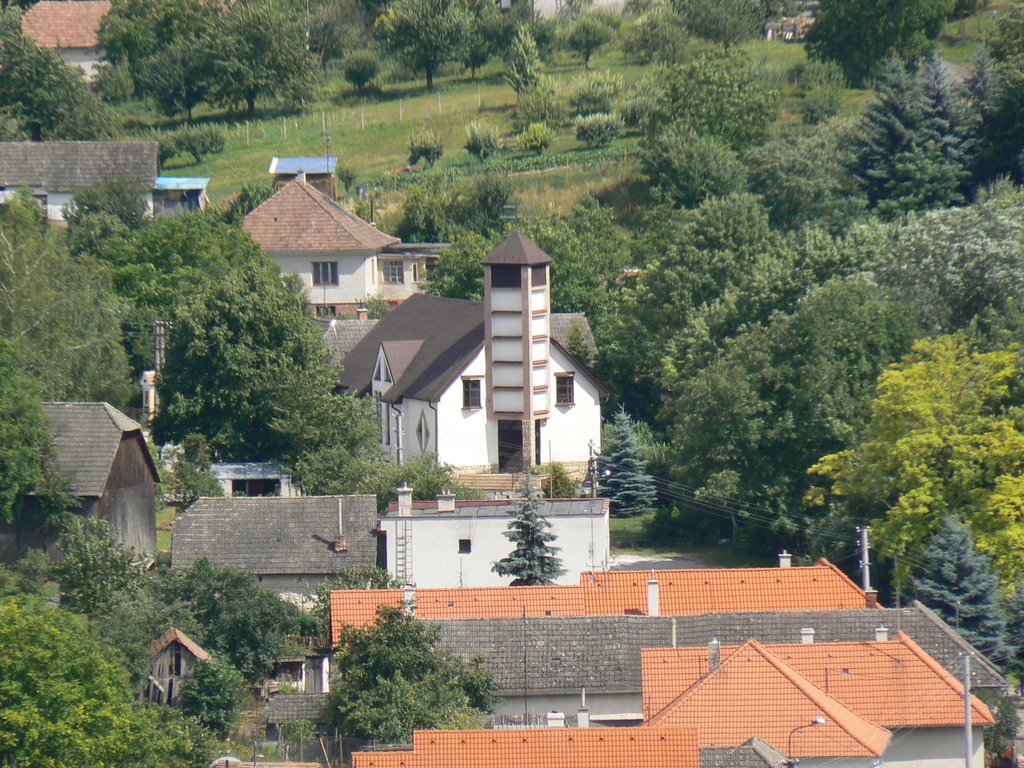 Pohľad na Hubinský Kostol z Kostolca by Milan Strečanský