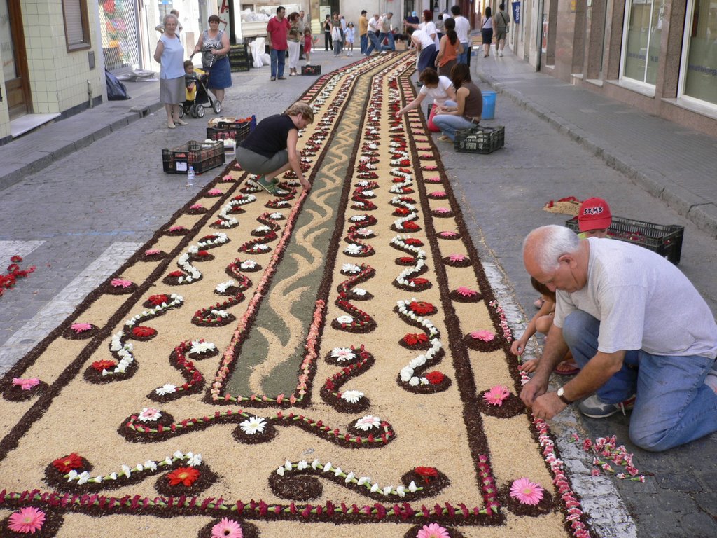 tipicas alfombras de Corpus by Kim.Solde