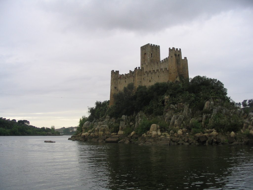 Castelo Almourol by Marrokan Hassan