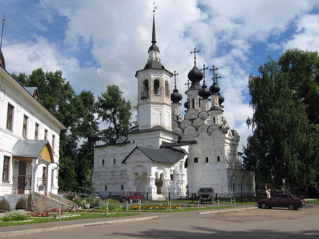 Welikij Ustjug. Church of Ascention. by Sergey Samusenko