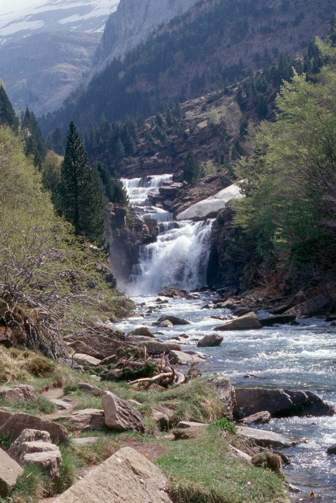 Cascada antes de las Gradas de Soaso by Jose A. M.A