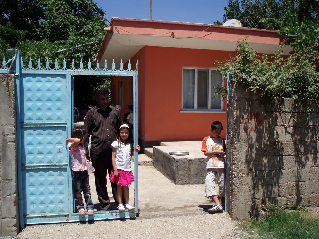 Mehmet Kır'ın evi by Davut KIR