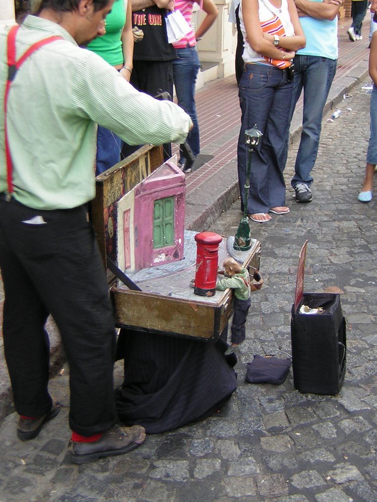 San Telmo - Street (Marioneta) by Matias N. Golini