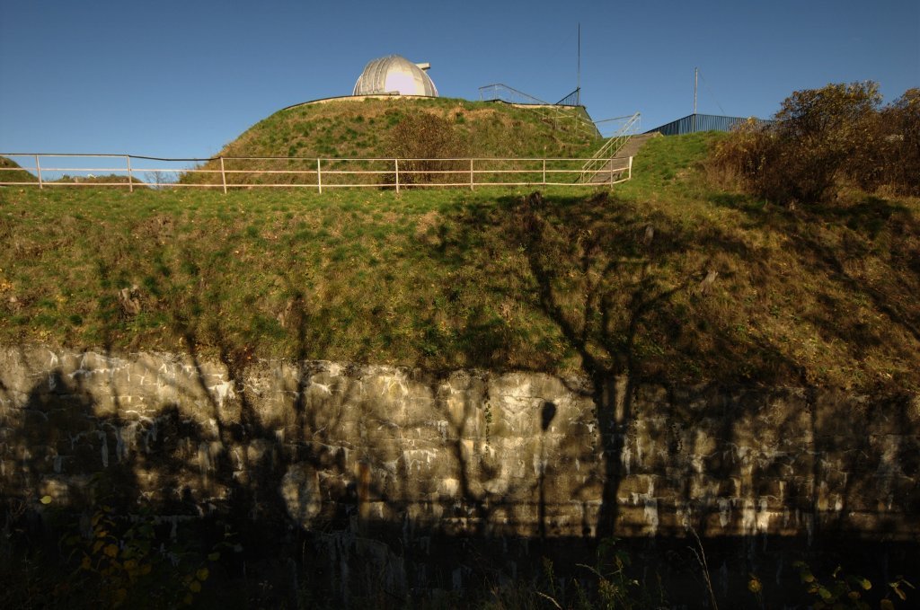 Fort i fosa by Mari Roldon