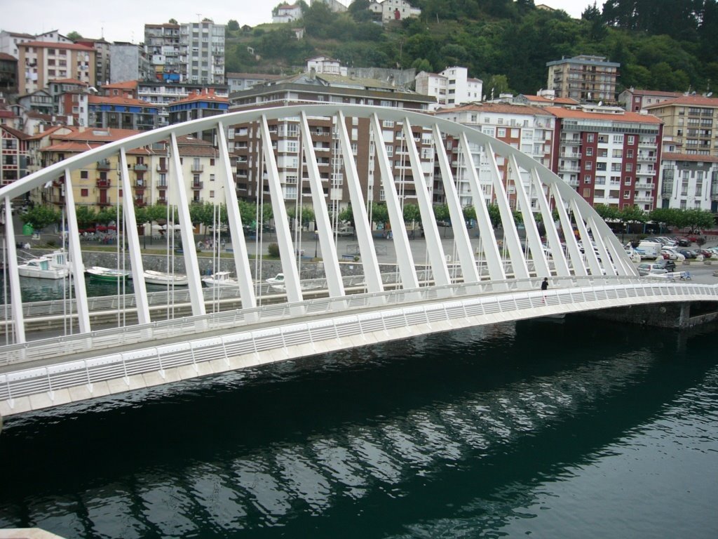 Ondarroa Calatrava bridge by Roberto Mozzi