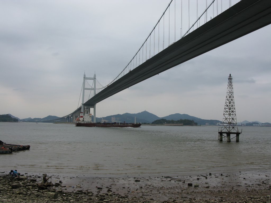 虎门珠江大桥 Humen Pearl River Bridge by zikay囧Need Comments