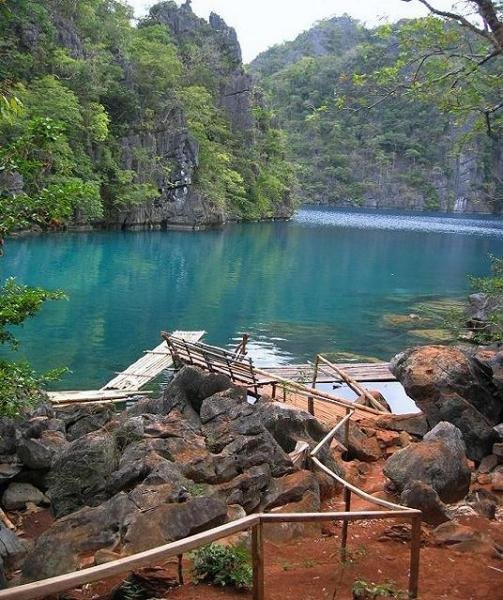 Cagayan Lake, Coron Palawan, Philippines by Noly Boy