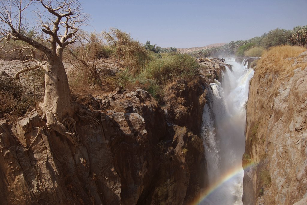 Epupa Falls, Namibia by albert trenzano