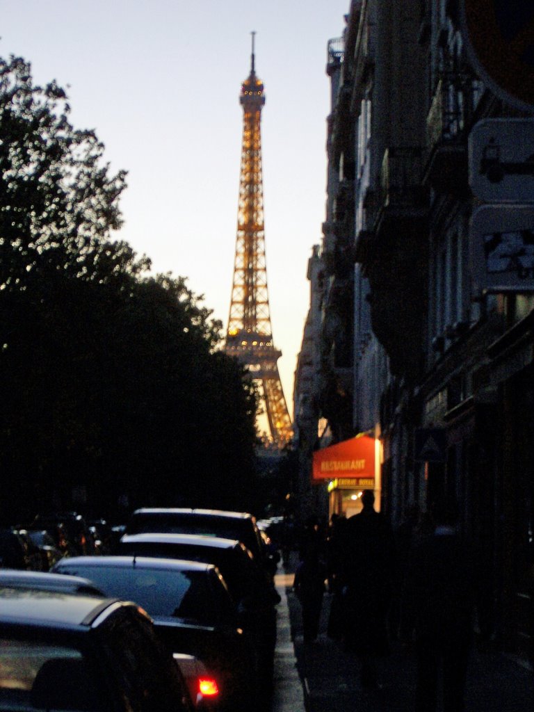 École Militaire, Paris, France by puntonone