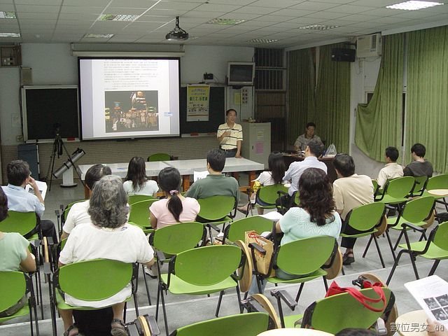 2008/10/31 內湖社大講座---瘋天文‧玩星趣 by familystar