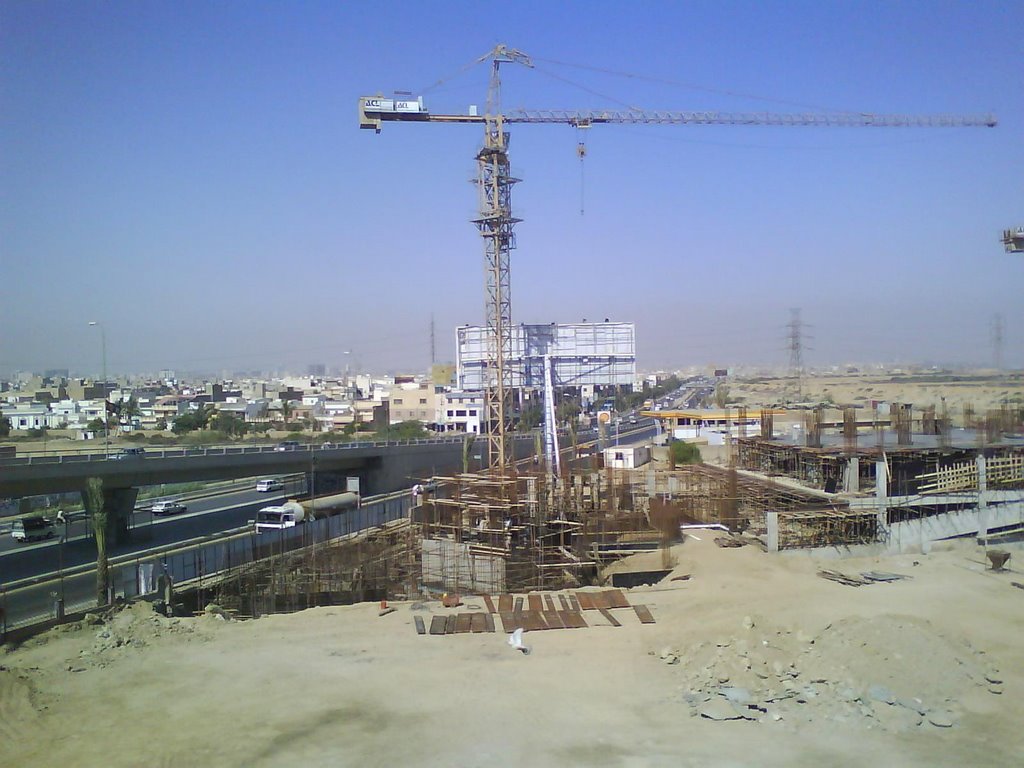 Construction of Centre Point from Honda Defence Building by Skybolt