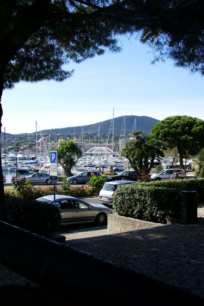 Sainte-Maxime - Rue Gabriel Péri - View WSW by txllxt