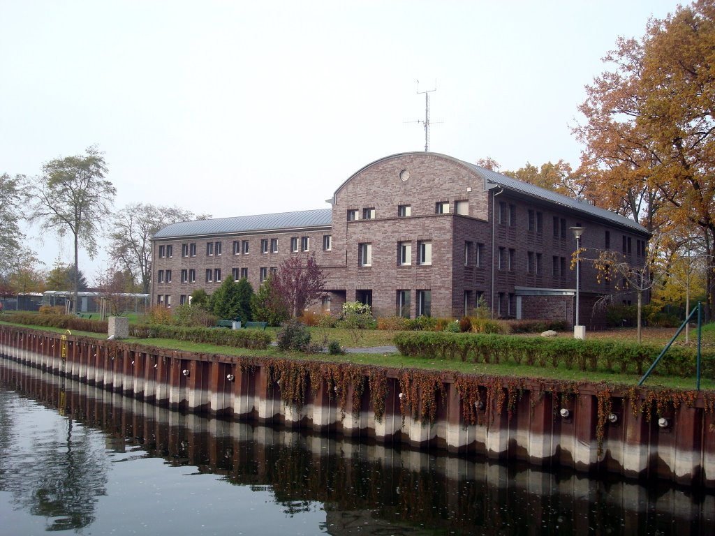 Wasser- und Schifffahrtsamt Brandenburg by Bernd Elsner