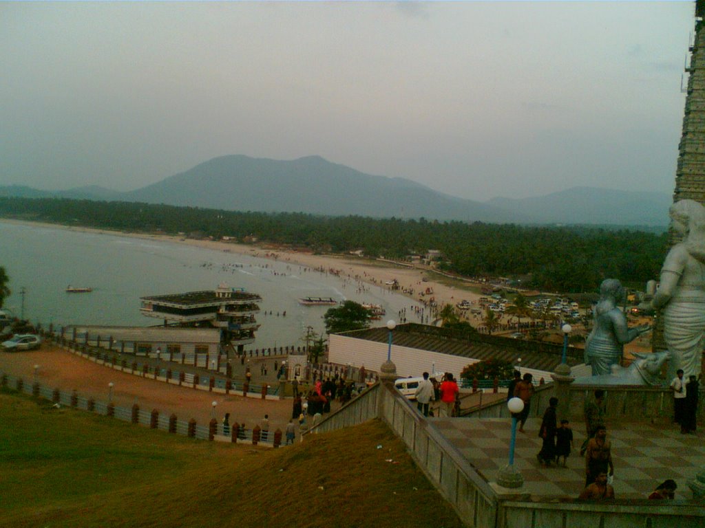 An evening in murdeshwar by zimaahmed