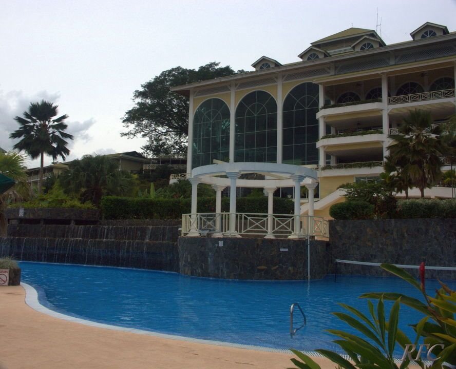 Gamboa Rainforest Resort Pool by Richard Cram