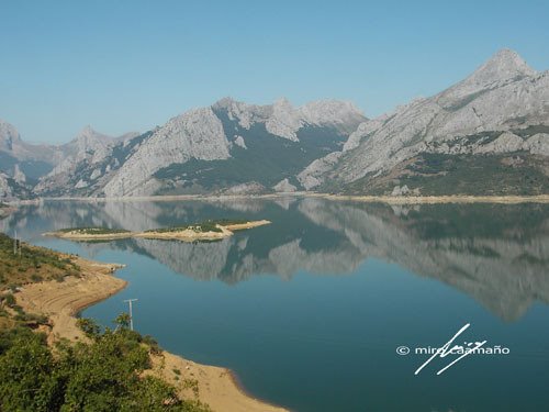 Embalse de riaño by © miro caamaño