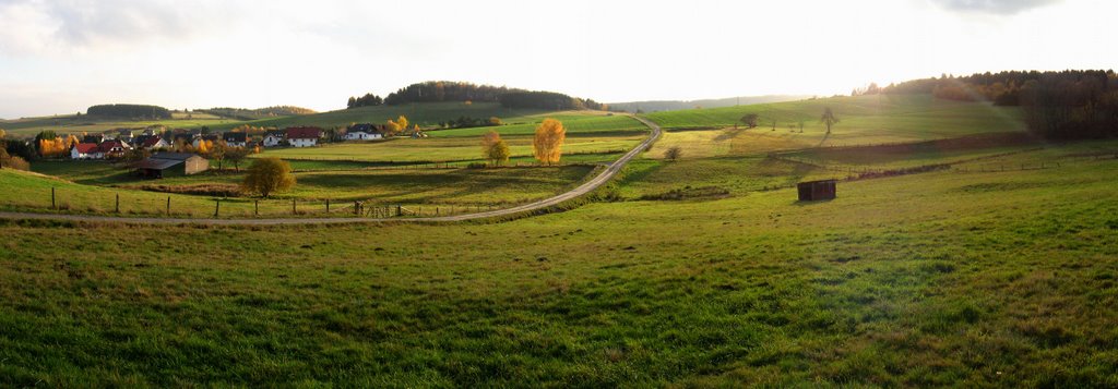 Herbst auf den Felden bei Bromskirchen by Bodo Langguth