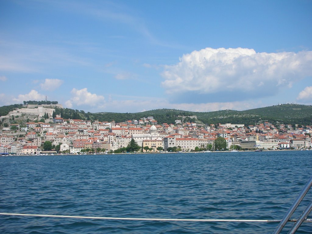 Sibenik - widok z morza by lag Gdynia