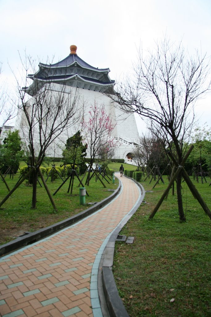 中正紀念堂Chiang Kai-shek Memorial Hall by chihui lien