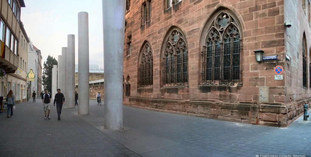 Monumento a los derechos humanos en Karlausergasse (Nuremberg ) by Francisco Criado Alo…