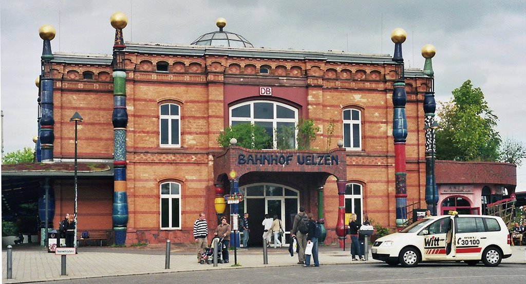 Hundertwasser-Bahnhof Uelzen by © René Regell