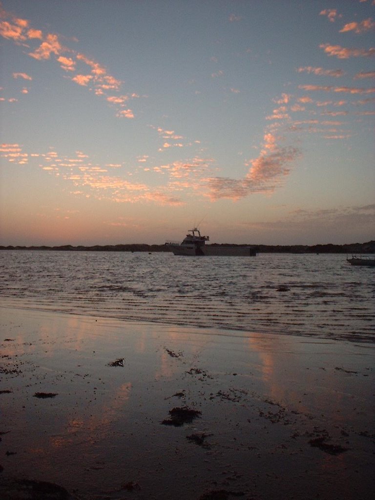 Lancelin sunset by MANNYDELGADO