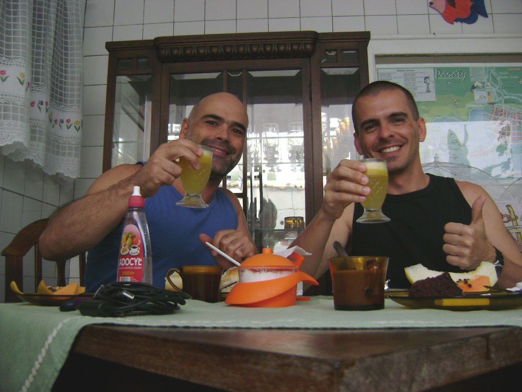 Café da manhã na Pousada D'Alva, Paraty - RJ - BRASIL by Sérgio F.G. Diniz