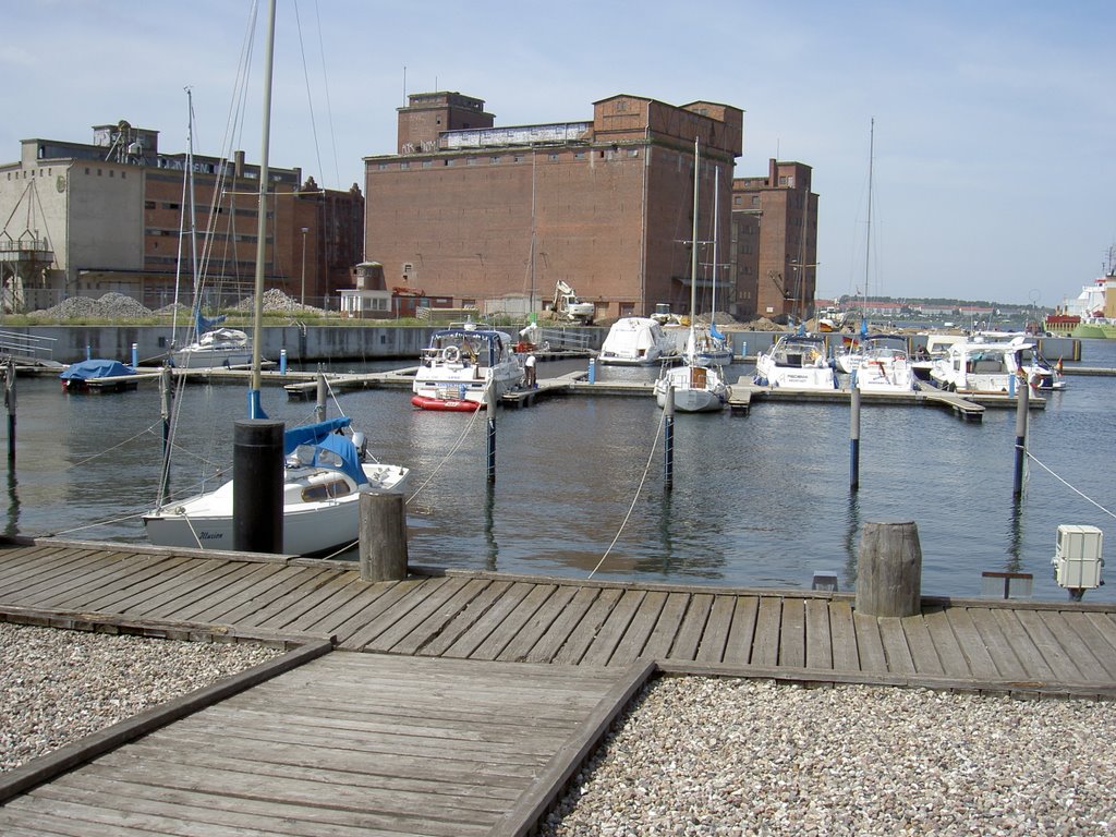 Wismar harbor by Runder