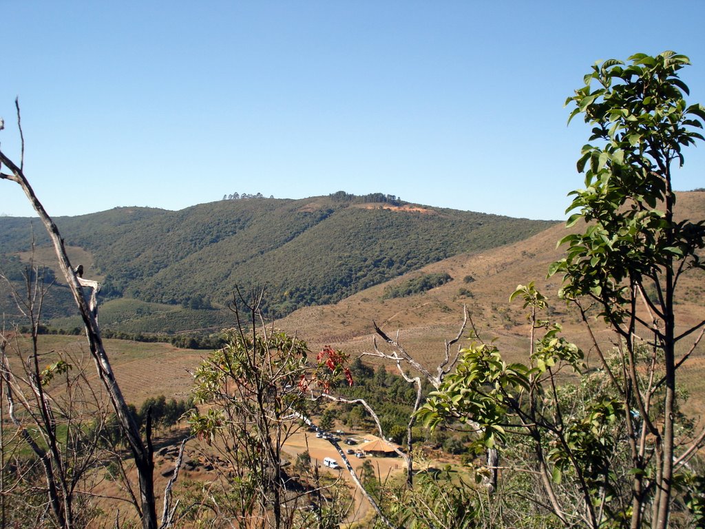 Poços de Caldas, MG - Na Trilha pro 'Dedo' by Filipe C Portugal