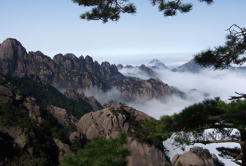 Huizhou, Huangshan, Anhui, China by kaixin8332