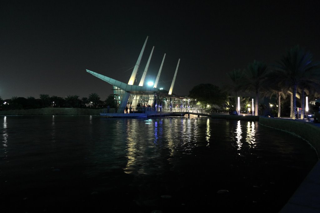 Zen Restaurant - Night Shot by Amir.Nassiroghli