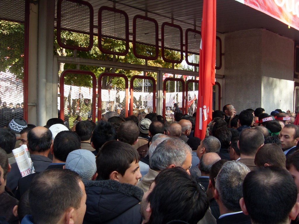 Atatürk Kapalı Spor Salonu Saadet Partisi 3. Olağan Kongresi by mesrefoglu