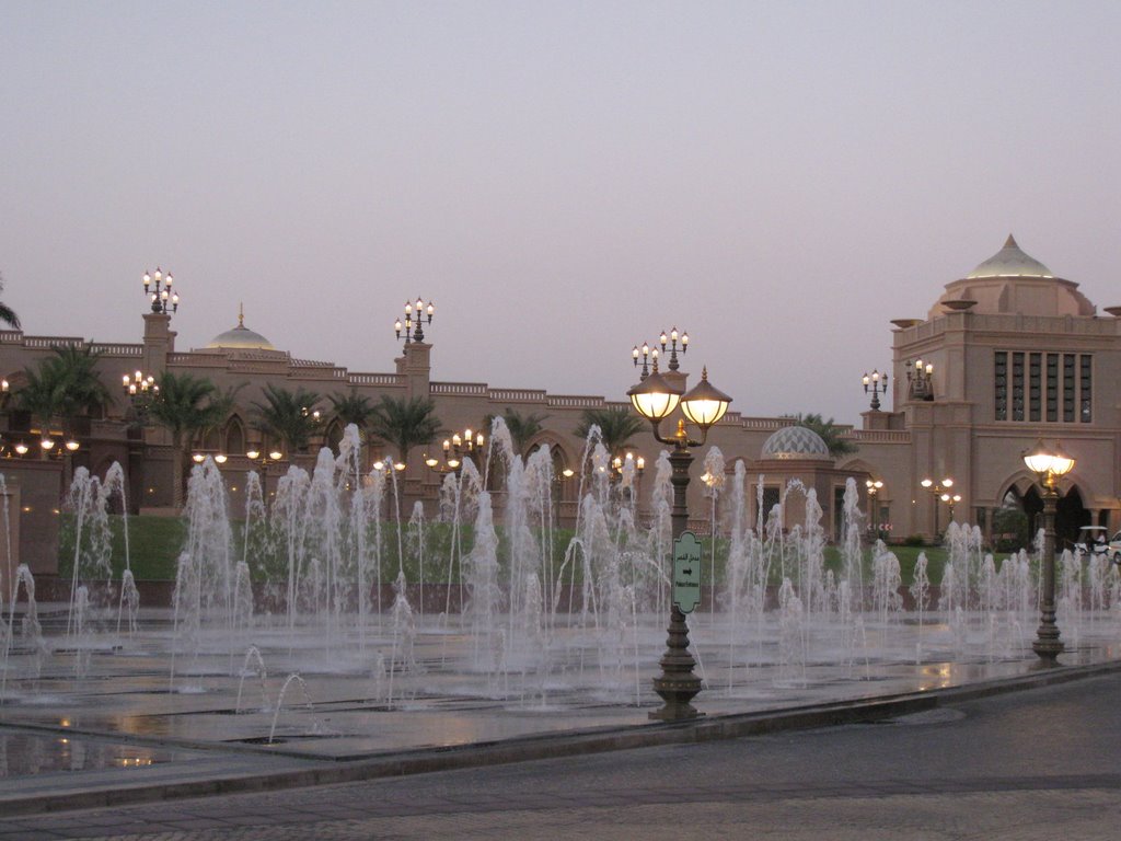 Emirates Palace Hotel 1 by aghazvini