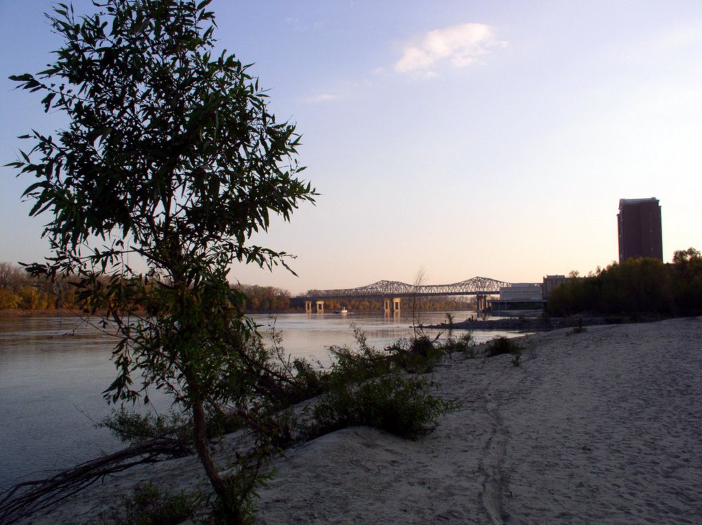 Along the Missouri River, Saint Charles, MO by Maguana