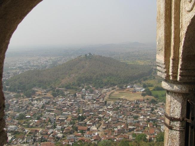 Ramtek - View from the most extremal point above the valley by bizbur08