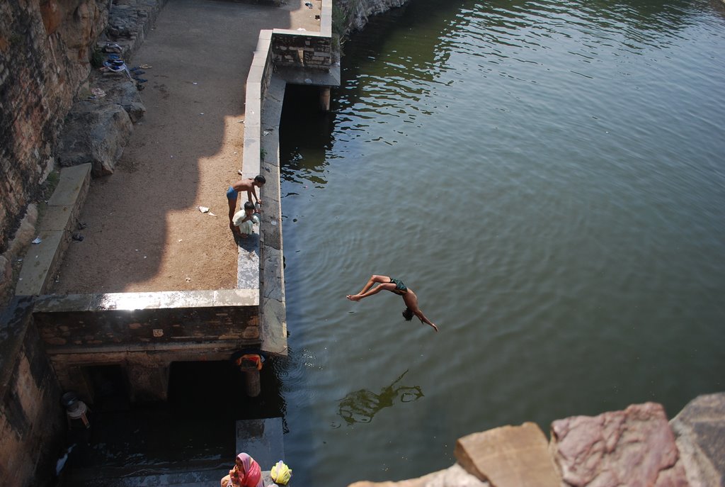 Ancient Pool at Chittaurgarh Fort by Sanyam Bahga