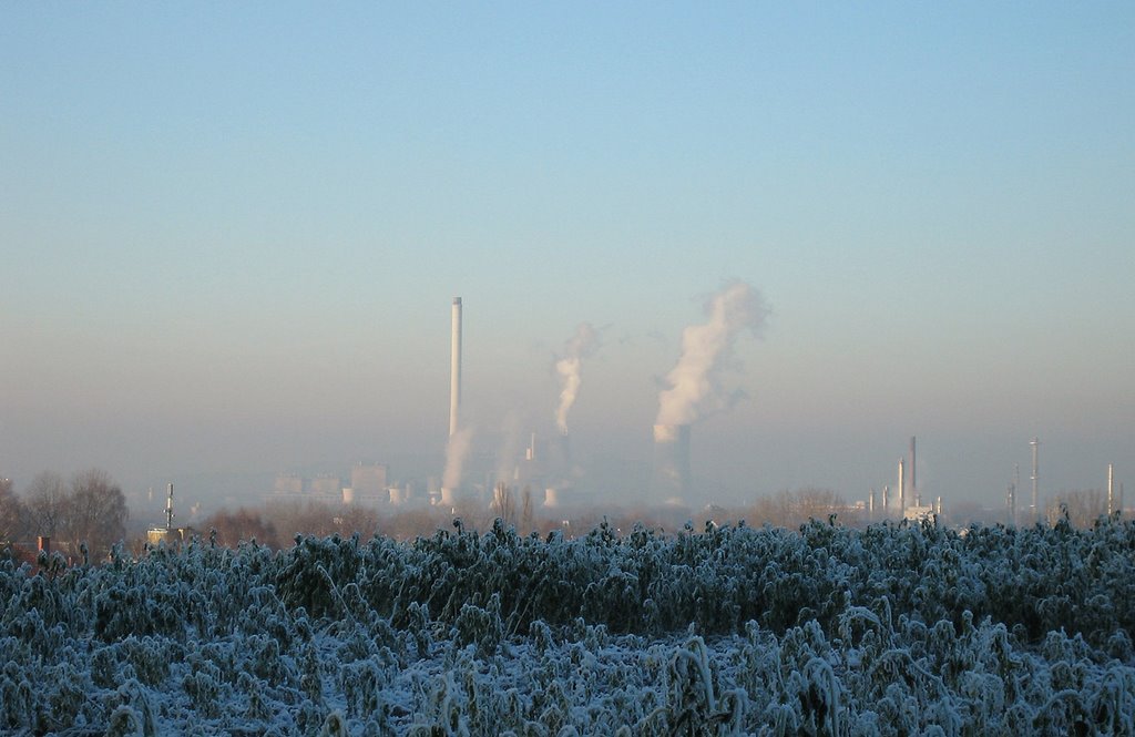 Kohlekraftwerk bei Frost by alitza