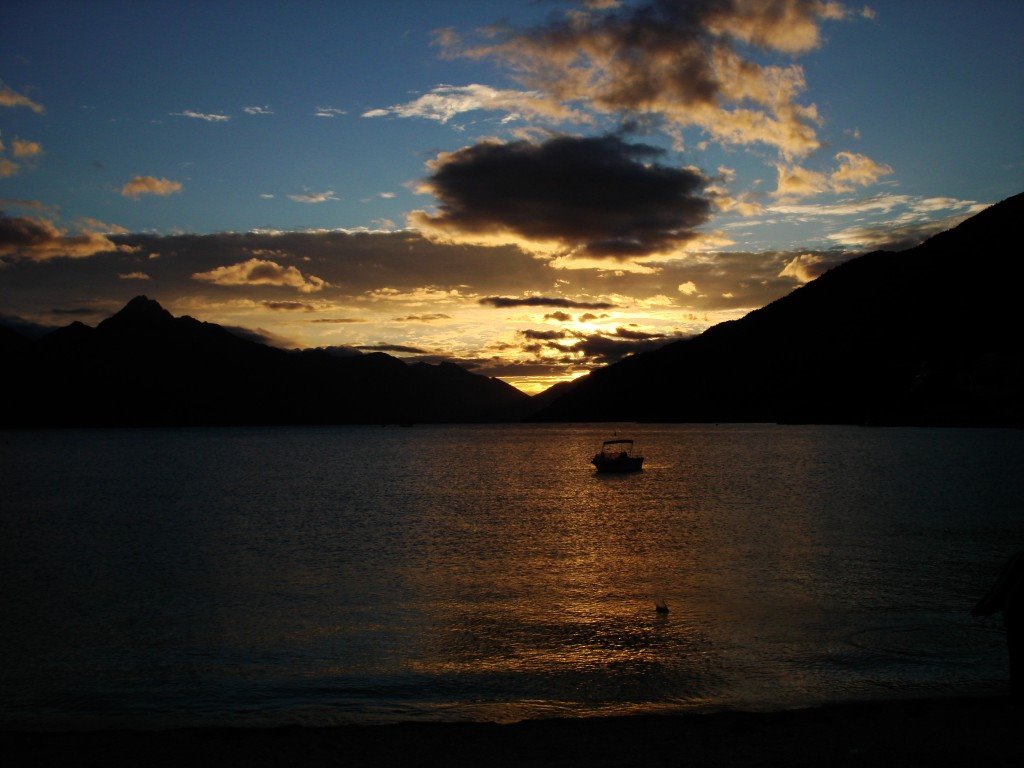 Sunset on Lake Wakatipu and on 2006 by gagwel