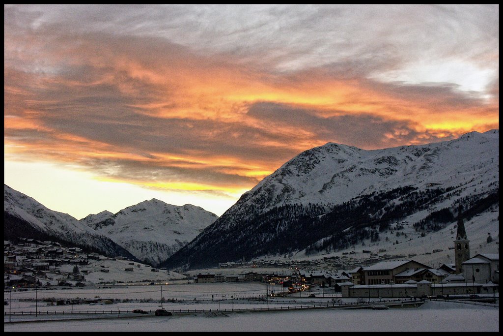 Tramonto a Livigno by CristiaN47