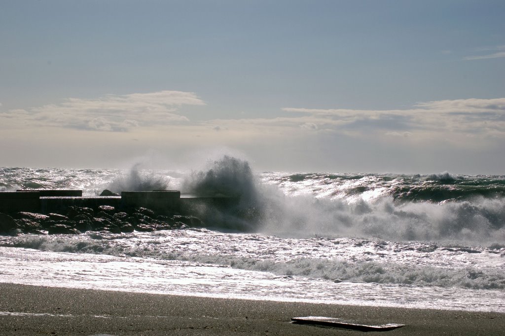 Ancora Il Mare sul molo by Edoardo Saccani