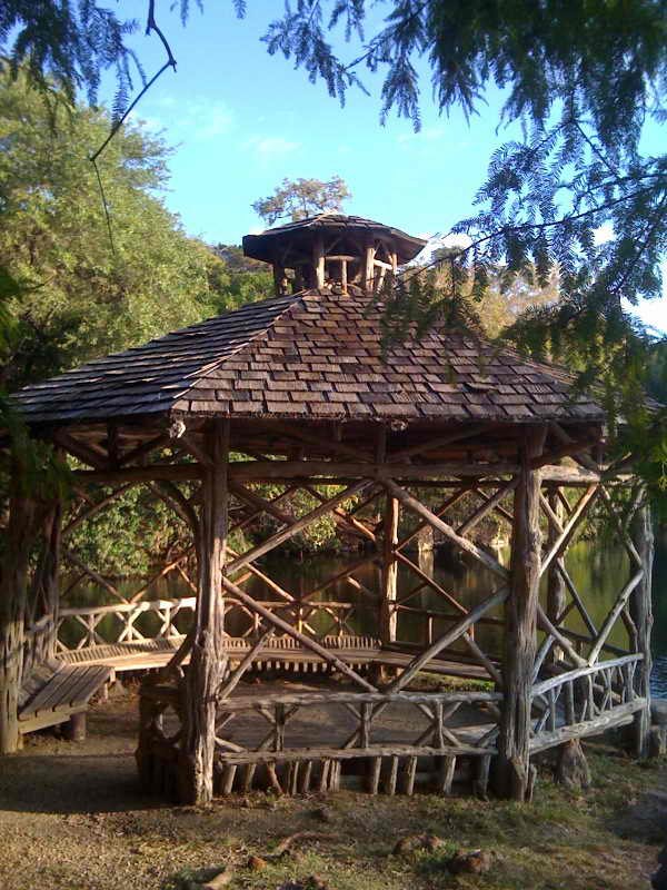 Landa Park Gazebo by Stuartlh