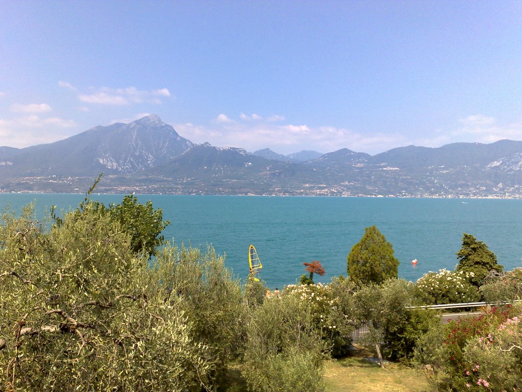 Vista lago di Garda by michele.gaiga