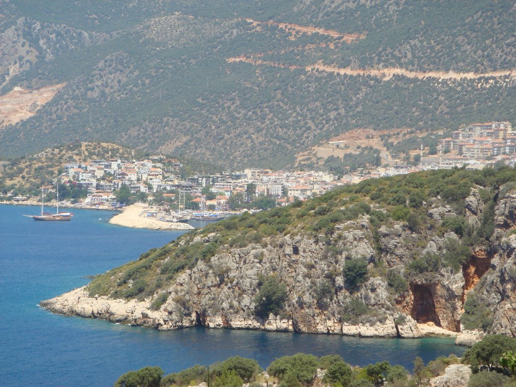 Kaş büyükçakıl mahallesinden büyükçakıl plajı ve kaş manzarası by gentefather