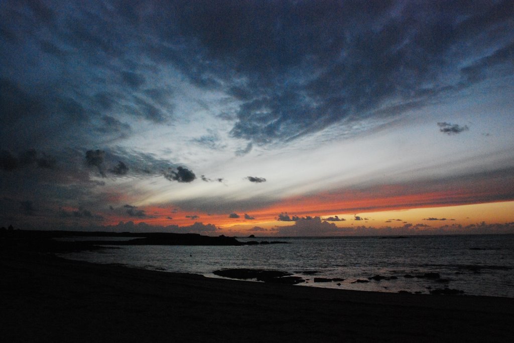 La plage en octobre, soir by Adrian Neag