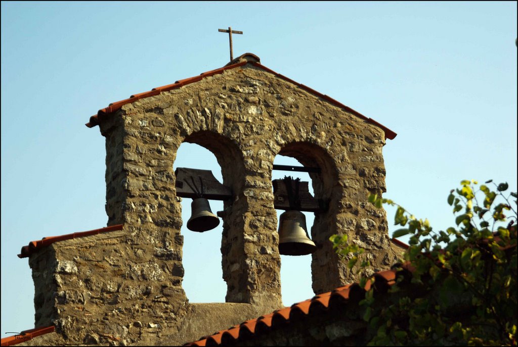 Chapelle de Naconne by Bernard PEURIERE