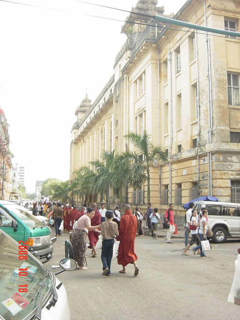 Yangon City hall by Kyaw Kyaw Oo