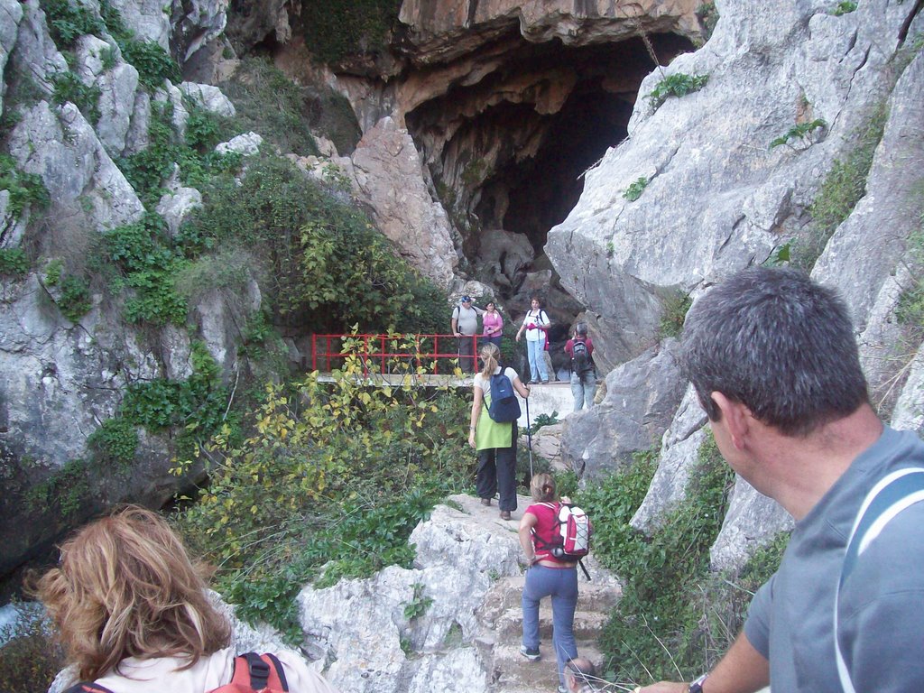 CUEVA DEL GATO by angelp