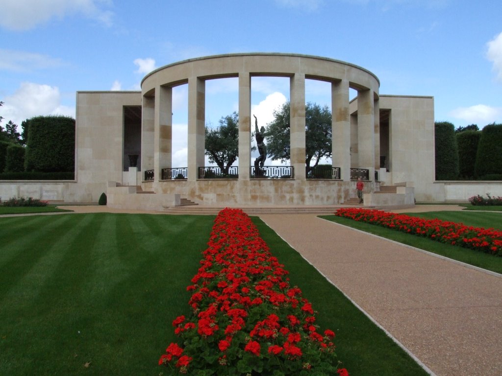 Cimetière Américain - Colleville-sur-mer by Roland Wentz